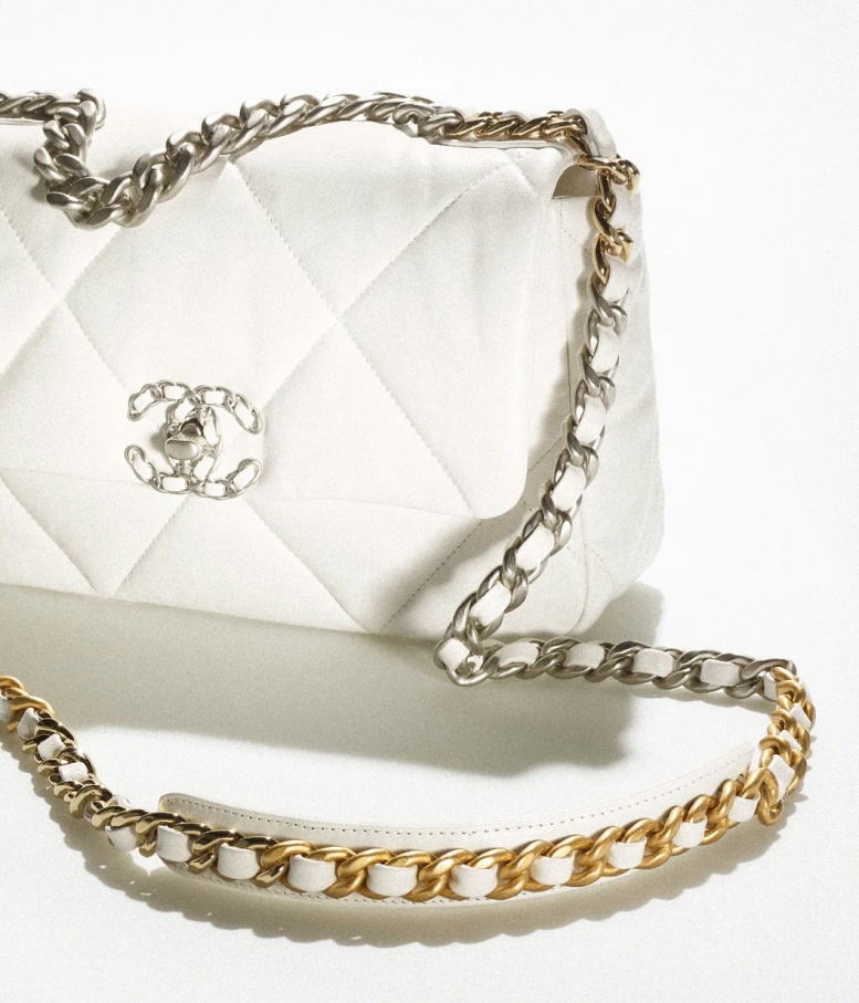 CHANEL 19--_$1779506173225042512.jpg CHANEL 19--.jpg